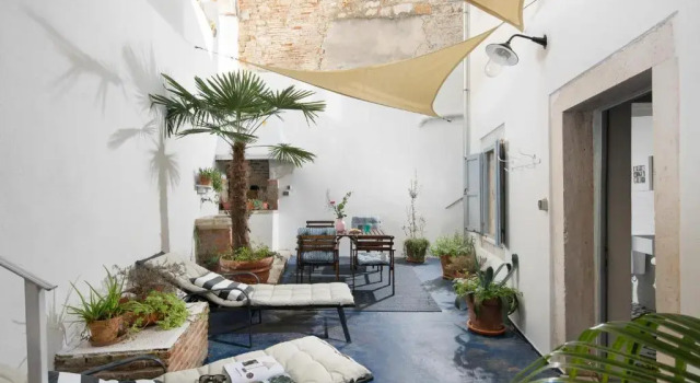 Апартаменты Apartments & Rooms Carera 6