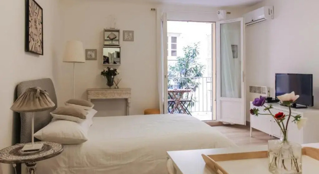 Studio Chateau - Vieux Nice, Забронировать Апартаменты/квартира Ницца Приморские Альпы, рядом с Касл-Хилл