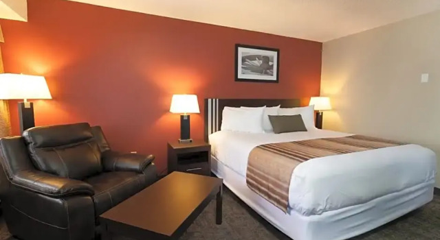 Deluxe suite BCMInns - Lloydminster