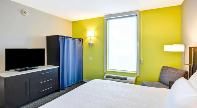 Двухместный люкс Home2 Suites Azusa