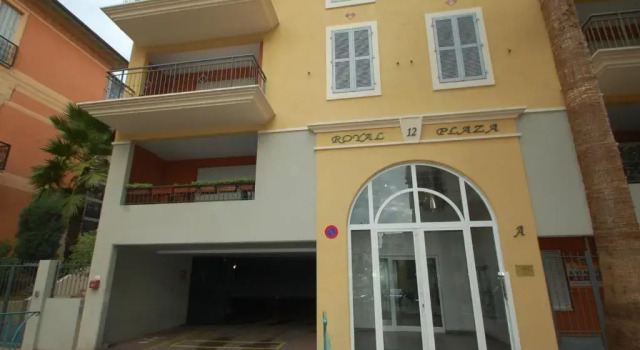Appartement Menton, 3 pièces, 6 personnes - FR-1-196-270