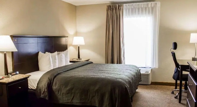 Номер Standard Quality Inn & Suites Wilson I-95