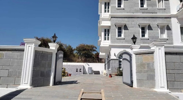 Boheda Manor - Luxury Retreat, Rezervovat Hotel Hotely v Udajpur s bazénem, Bazén