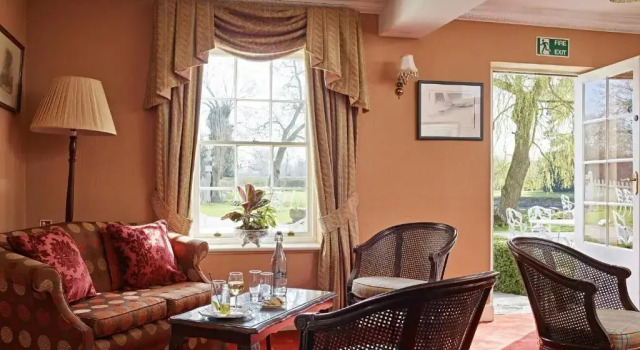 Двухместный номер Economy Corse Lawn House Hotel