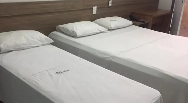 Трёхместный номер Deluxe Sambura Hotel
