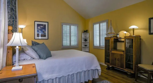 Ocean Vista Retreat, Забронировать Дом для отпуска Голета Санта-Барбара, рядом с Santa Barbara County Public Health SB Health Care Center