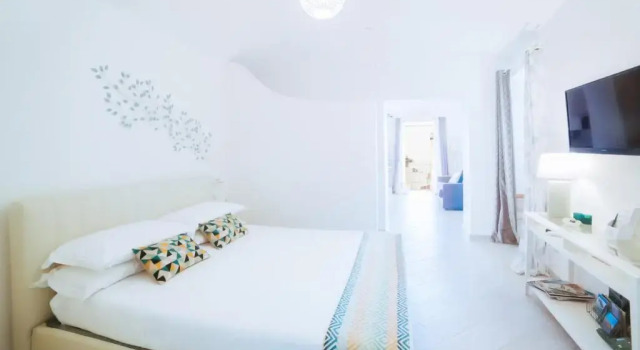 Chez Rosa - Cozy sea view openspace - 10mins from Belmond Caruso Ravello, Забронировать Отель Равелло Побережье Амальфи, рядом с Duomo di Ravello
