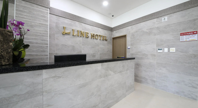 Line Hotel