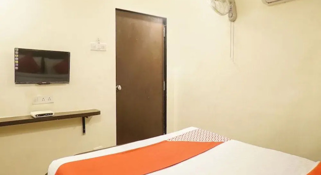 OYO 12529 Hotel Sunrise Regency
