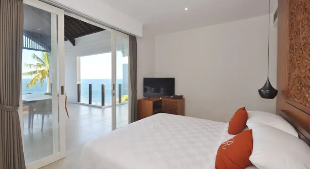 Люкс Rajavilla Lombok Resort - Seaside Serenity