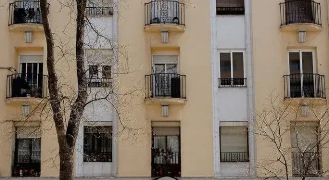 La Rosaleda City Center, Забронировать Отель Отели Мадрида 3 звезды, рядом с Базилика Нуэстра-Сеньора-де-Аточа, 3*