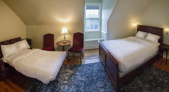 Четырёхместный номер Economy Windsor Mansion Inn