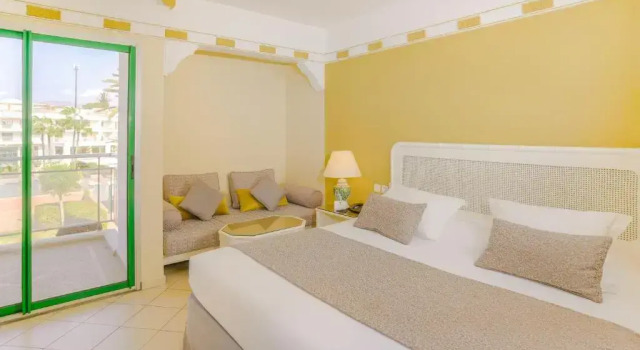Двухместный номер с видом на бассейн Agadir Beach Club