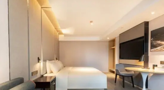 Люкс Atour Hotel Anqing Wuyue Plaza