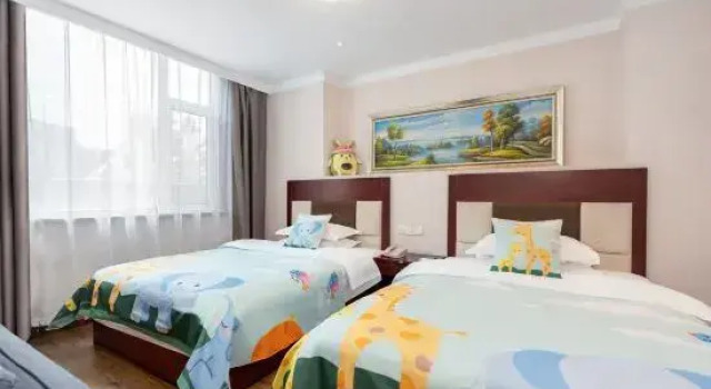 Семейный люкс Xinhang Hotel (Jinan Shandong Normal University Quancheng Square)