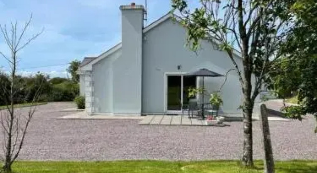 Rose Cottage, Book Vacation Home Hotels in Kerry with Parking, Parking