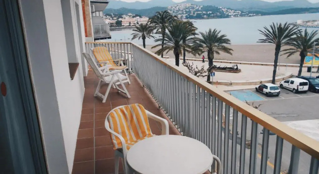 Апартаменты с видом на море Apartamentos Mediterranean View