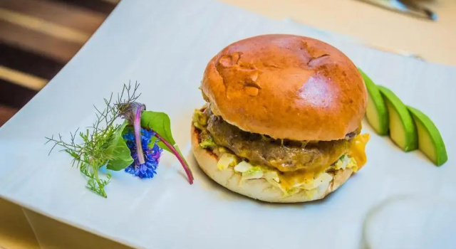 Happy Stubai, Prenota Hotel Hotel a Tirolo con colazione, Colazione