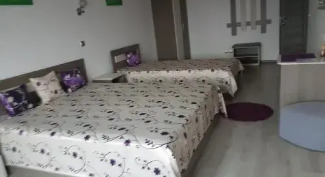 Poarta Paradisului, Rezervovat Hotel Hotely v Hunedoara s parkováním, Parkování