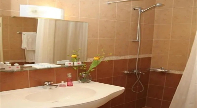 Двухместный номер Standard с балконом Hotel Real