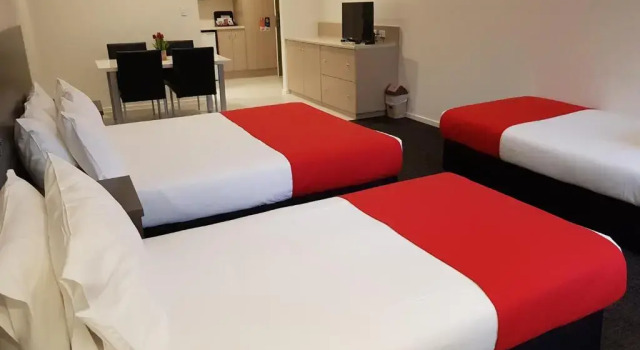 Семейный номер Standard Quality Hotel Manor