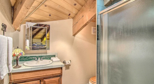 Коттедж 'zen Forest Mountain Retreat' Tahoe Home W/hot Tub