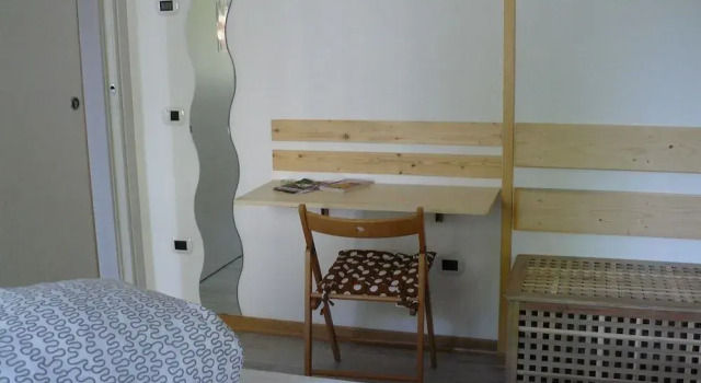 Bed  Breakfast 3B, Забронировать Отель Отели в центре Конельяно, в центре