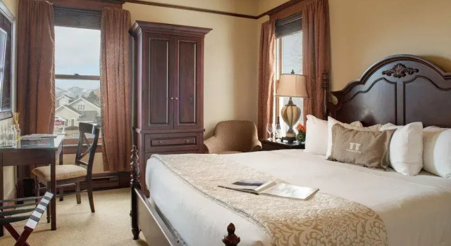 The Sacajawea Hotel, Buchen Sie Hotel Hotels in Montana mit Frühstück, Frühstück
