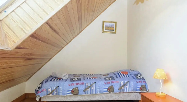 Spacious Villa in Concarneau with Swimming Pool, Забронировать Вилла Отели Finistère 3 звезды, 3*