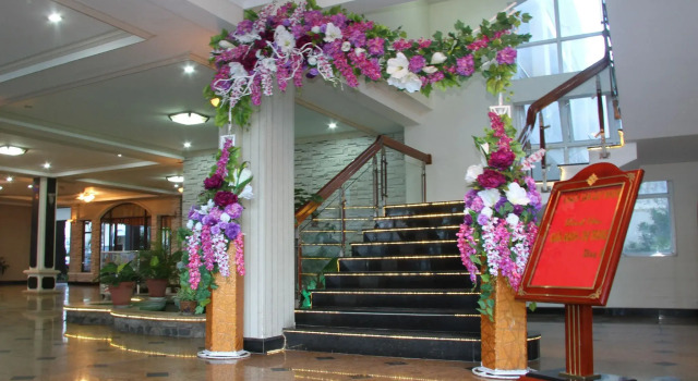 Sala Quy Nhon Beach Hotel, Забронировать Отель Куинён Binh Dinh