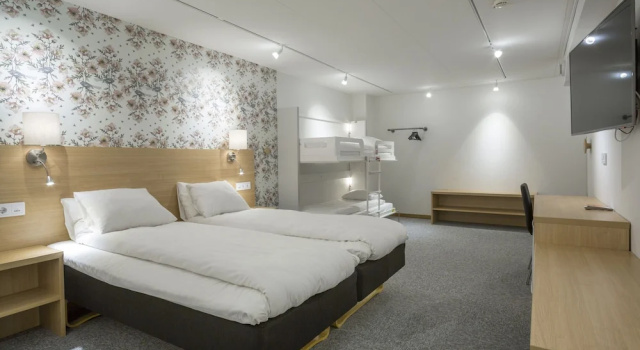 Четырёхместный семейный номер Standard First Hotel Dragonen
