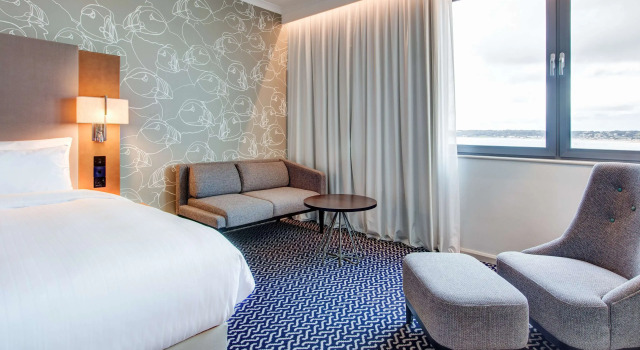 Номер Premium Radisson Blu Waterfront Hotel, Jersey