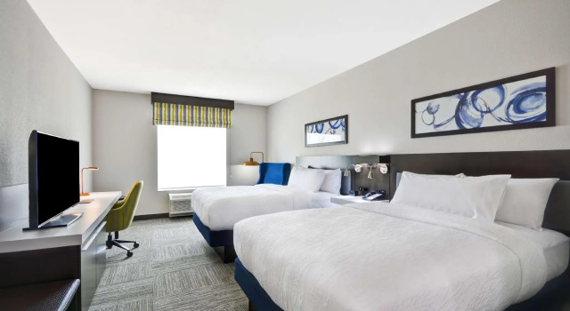 Четырёхместный номер Standard Hilton Garden Inn Tulsa-Broken Arrow, OK
