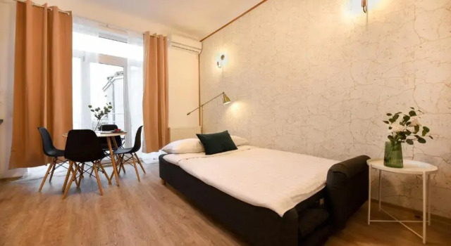 Апартаменты GOLDEN TOUCHES - Elegant - Armeneasca Central Apt