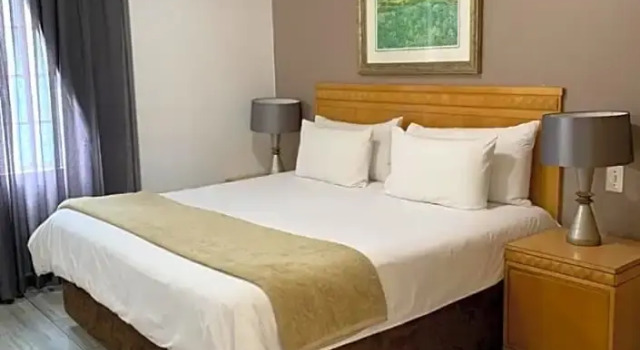 Люкс Airport Inn And Suites