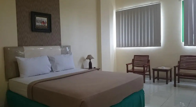 艾里龙目岛马塔兰蓬卡诺 2 号酒店(Airy Mataram Bung Karno 2 Lombok), Забронировать Отель Отели Матарам 3 звезды, рядом с Lombok Epicentrum Mall, 3*
