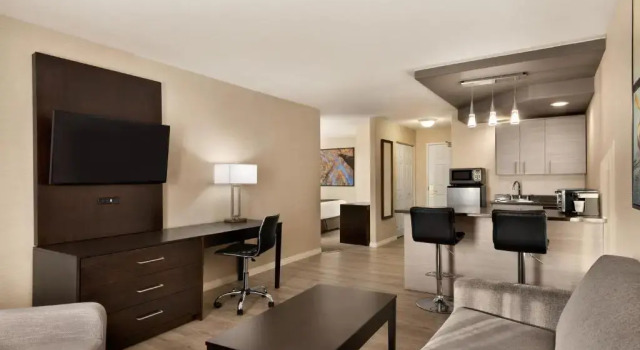 Люкс Days Inn by Wyndham Saskatoon