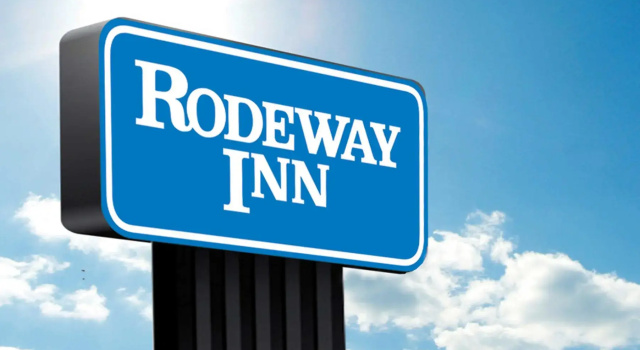 Кровать в общем номере Executive Inn Chillicothe