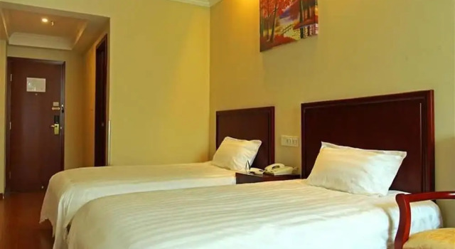 GreenTree Inn Shandong Weifang Qingzhou Ancient Songcheng Express Hotel, Rezervați Hotel Qingzhou Shandong