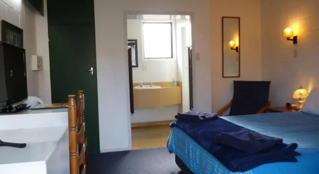 Двухместный номер Deluxe Orana Motor Inn & Restaurant