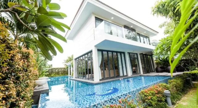 Relaxing Villa Close To The Beach, Prenota Villa Hotel a Da Nang con parcheggio, Parcheggio
