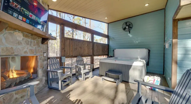 Коттедж Broken Bow Cabin w/ Hot Tub, Pool Table & Fire Pit