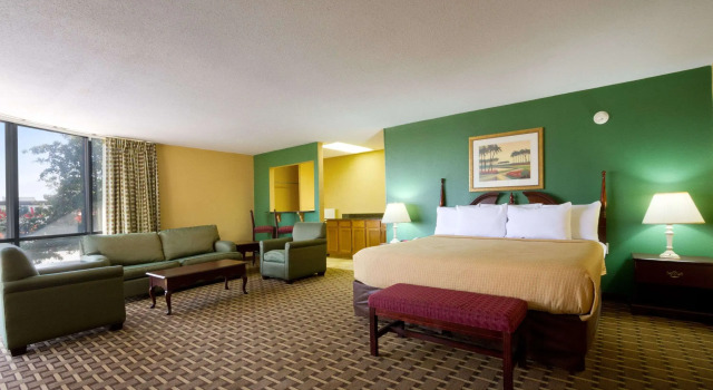 Red Roof Inn & Suites Duncan, Book Hotel Wellford South Carolina