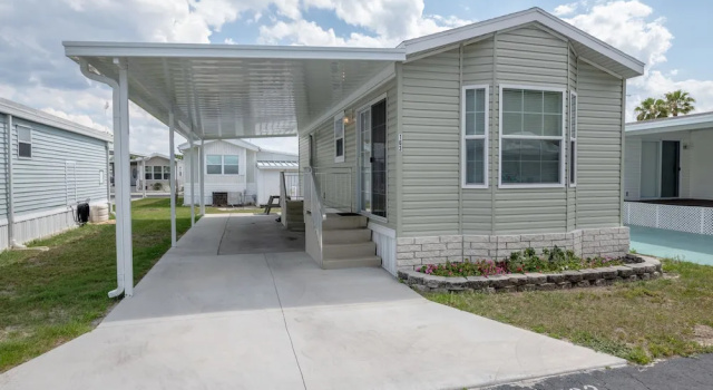 Коттедж c 1 комнатой Glen Haven RV Resort