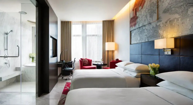 Четырёхместный номер Standard Bangkok Marriott Hotel Sukhumvit