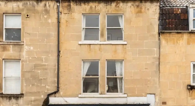 Коттедж Stylish 4-bedroom Townhouse in the Heart of Bath