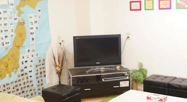 J-Hoppers Osaka Guesthouse