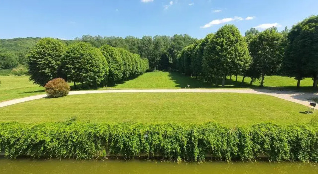 Люкс Deluxe Château Cour Senlisse