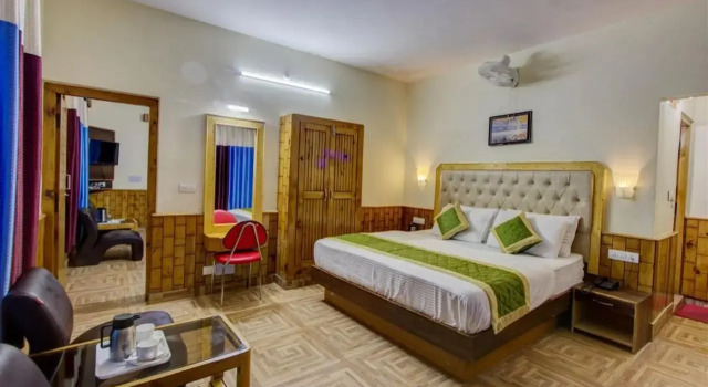 Hotel Samiru Manali, Забронировать Отель Отели штата Химачал-Прадеш с завтраком, Завтраки