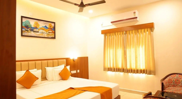 Номер Luxury Hotel Nanda Mohan Residency -MSR Manssion Inn